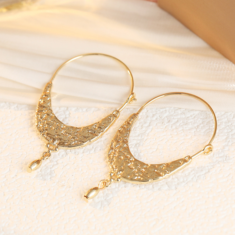 Women's Vintage Hammered Crescent Moon Hoop Dangle Earrings